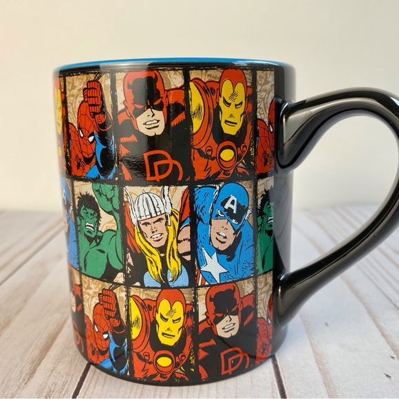 Marvel superhero’s grid coffee cup, character mug, black handle - Picture 9 of 9